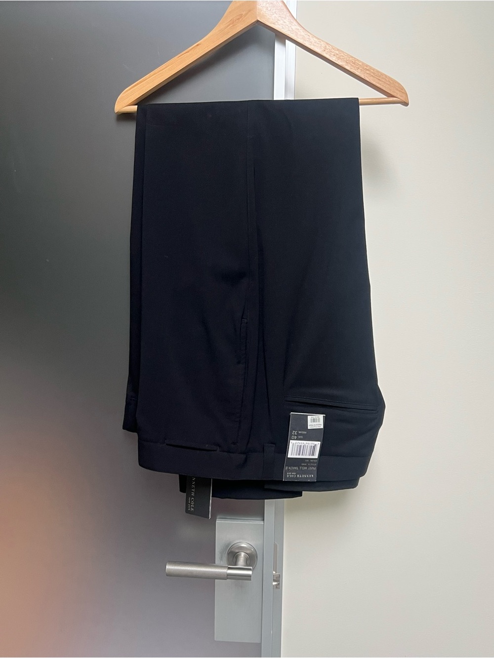 Keneth Cole NWT pants, black. Style Pant Well Taken II